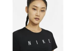 Nike Miler Run Division Loopshirt Zwart/zilver Dames -Hardloopapparatuur Winkel 37091946 3