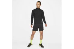 Nike Dri-fit Element Running Top Zwart Heren 9 Nike Dri-fit Element Running Top Zwart Heren -Hardloopapparatuur Winkel 37092022 3