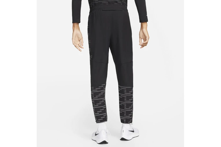 De Nike Dri-FIT Run Division Challenger Broek Zwart Heren 4 De Nike Dri-FIT Run Division Challenger Broek Zwart Heren - Afbeelding 2