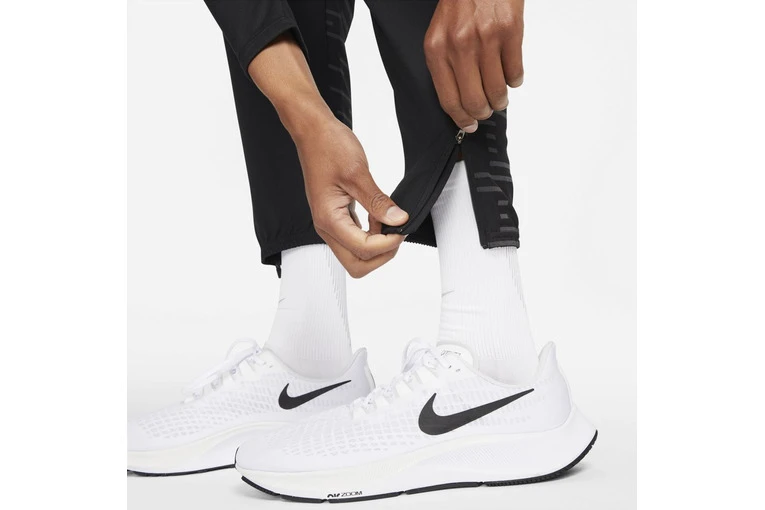 De Nike Dri-FIT Run Division Challenger Broek Zwart Heren 8 De Nike Dri-FIT Run Division Challenger Broek Zwart Heren - Afbeelding 6