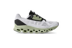 On Cloudstratus 2 Loopschoen Wit Dames