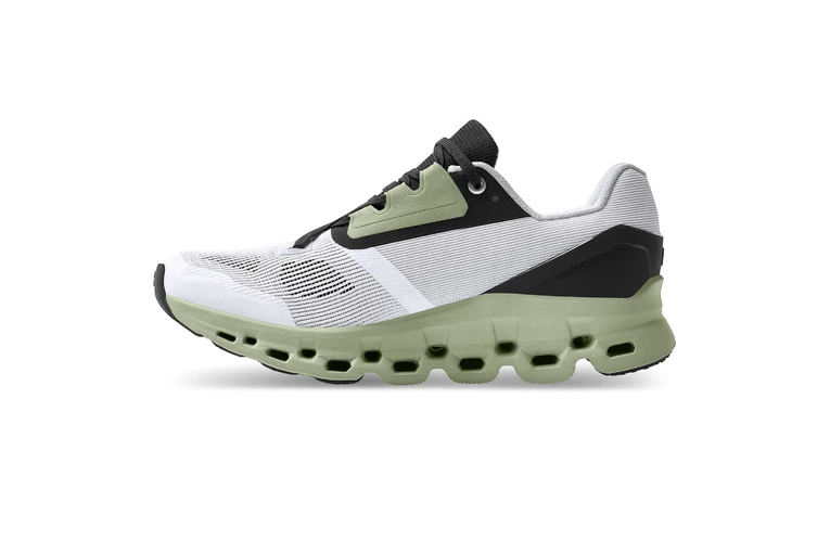 On Cloudstratus 2 Loopschoen Wit Dames 6 On Cloudstratus 2 Loopschoen Wit Dames - Afbeelding 4