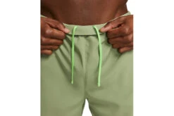 Nike Dri-FIT Division Challenger Hardloopshort Oil Green Heren -Hardloopapparatuur Winkel 37113281 4