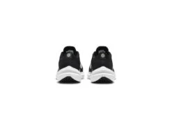 Nike Air Winflo 10 Loopschoen Zwart/wit Heren -Hardloopapparatuur Winkel 37113371 5